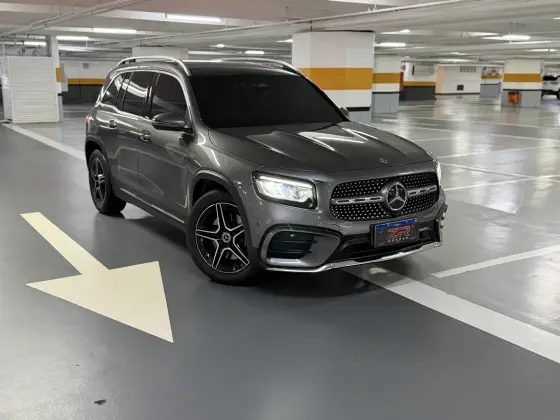 MERCEDES-BENZ GLB 220 2.0 MHEV AMG LINE 4MATIC 8G-DCT