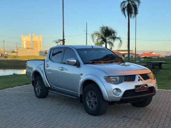 MITSUBISHI L200 2.5 GL 4X4 CD 8V TURBO DIESEL 4P MANUAL