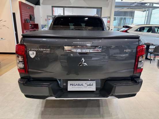 MITSUBISHI-L200 TRITON-2024