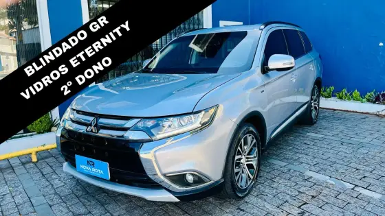 MITSUBISHI OUTLANDER 3.0 GT 4X4 V6 24V GASOLINA 4P AUTOMÁTICO