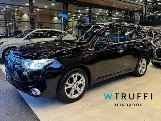MITSUBISHI OUTLANDER 3.0 GT 4X4 V6 24V GASOLINA 4P AUTOMÁTICO MITSUBISHI OUTLANDER 3.0 GT 4X4 V6 24V GASOLINA 4P AUTOMÁTICO