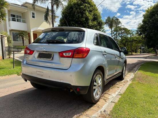 MITSUBISHI-ASX-2013