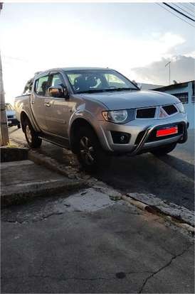MITSUBISHI-L200 TRITON-2011