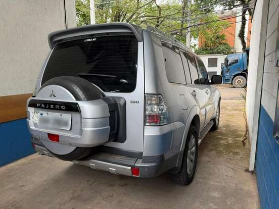 MITSUBISHI-PAJERO FULL-3.2 HPE 4X4 16V TURBO INTERCOOLER DIESEL 4P AUTOMÁTICO MITSUBISHI-PAJERO FULL-2009
