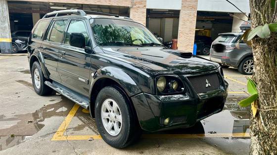 MITSUBISHI PAJERO SPORT 3.5 HPE 4X4 V6 24V GASOLINA 4P AUTOMÁTICO