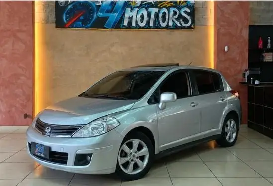 NISSAN TIIDA 1.8 SL 16V FLEX 4P AUTOMÁTICO