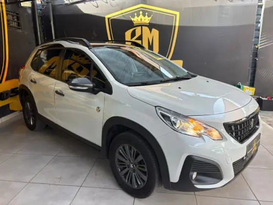 PEUGEOT 2008 1.6 16V THP FLEX SKYWALKER 4P AUTOMÁTICO PEUGEOT 2008 1.6 16V THP FLEX SKYWALKER 4P AUTOMÁTICO