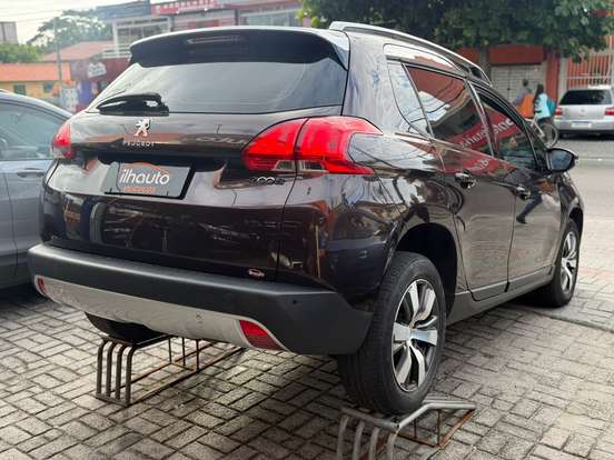 PEUGEOT-2008-1.6 16V FLEX GRIFFE 4P AUTOMÁTICO PEUGEOT-2008-2015