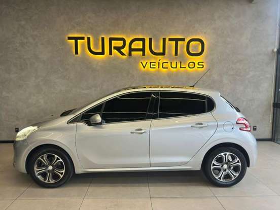 PEUGEOT-208-1.6 GRIFFE 16V FLEX 4P MANUAL PEUGEOT-208-2014