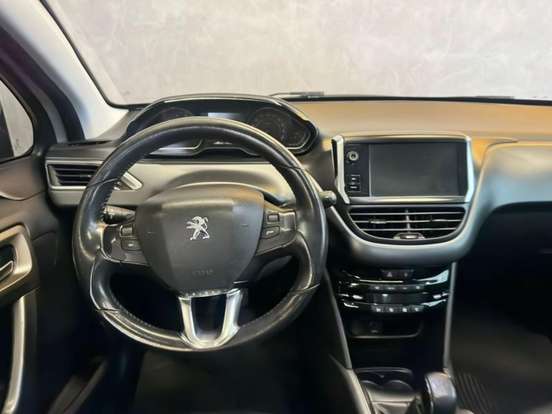 PEUGEOT-208-1.6 GRIFFE 16V FLEX 4P MANUAL PEUGEOT-208-2014