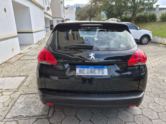 PEUGEOT-2008-2020