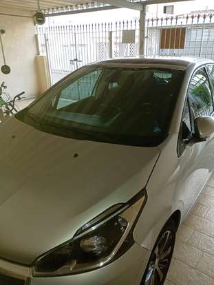 PEUGEOT-208-1.6 GRIFFE 16V FLEX 4P AUTOMÁTICO PEUGEOT-208-2018