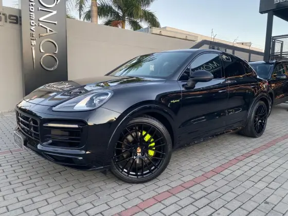 PORSCHE CAYENNE 3.0 V6 E-HYBRID COUPÉ PLATINUM EDITION AWD TIPTRONIC S