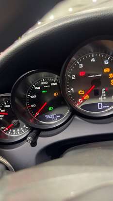 PORSCHE-CAYENNE-2011