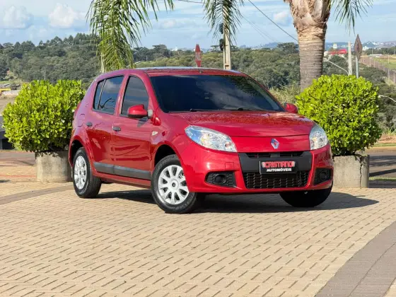 RENAULT SANDERO 1.0 EXPRESSION 16V FLEX 4P MANUAL RENAULT SANDERO 1.0 EXPRESSION 16V FLEX 4P MANUAL