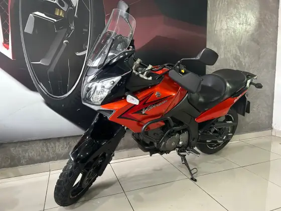 SUZUKI DL 650 V STROM SUZUKI DL 650 V STROM