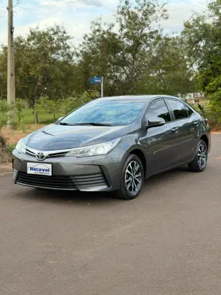 TOYOTA COROLLA 1.8 GLI 16V FLEX 4P AUTOMÁTICO TOYOTA COROLLA 1.8 GLI 16V FLEX 4P AUTOMÁTICO