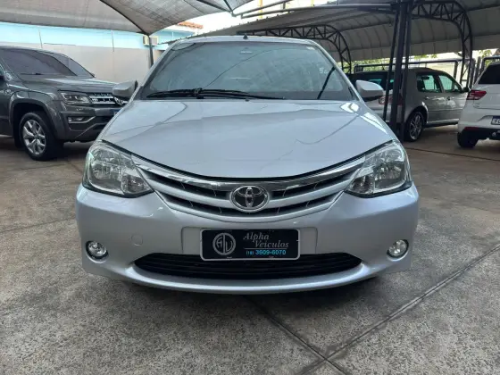 TOYOTA ETIOS 1.5 XLS SEDAN 16V FLEX 4P MANUAL TOYOTA ETIOS 1.5 XLS SEDAN 16V FLEX 4P MANUAL