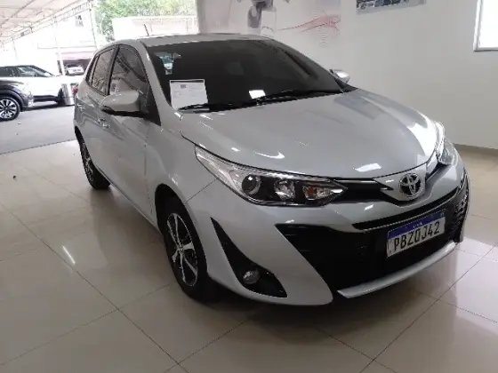 TOYOTA YARIS 1.5 16V FLEX XLS MULTIDRIVE TOYOTA YARIS 1.5 16V FLEX XLS MULTIDRIVE
