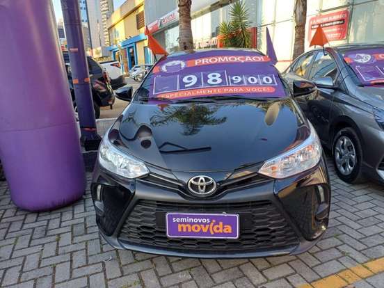 TOYOTA-YARIS-2024