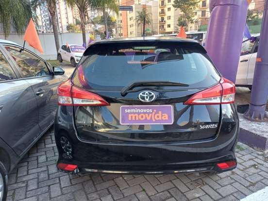 TOYOTA-YARIS-2024