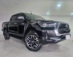 TOYOTA HILUX 2.8 D-4D TURBO DIESEL CD SRX 4X4 AUTOMÁTICO TOYOTA HILUX 2.8 D-4D TURBO DIESEL CD SRX 4X4 AUTOMÁTICO