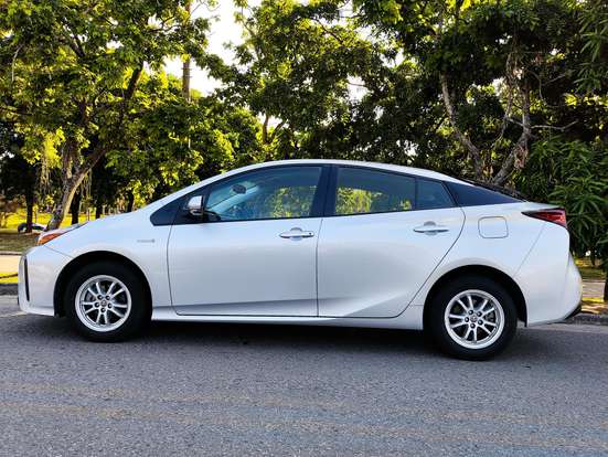 TOYOTA-PRIUS-1.8 16V HÍBRIDO 4P AUTOMÁTICO TOYOTA-PRIUS-2019