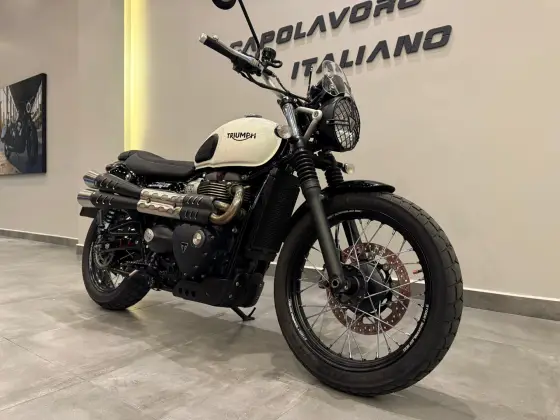 TRIUMPH STREET SCRAMBLER TRIUMPH STREET SCRAMBLER