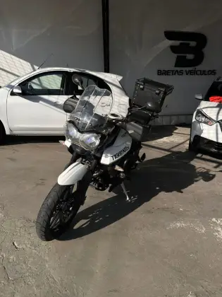 TRIUMPH TIGER 800 XRX TRIUMPH TIGER 800 XRX