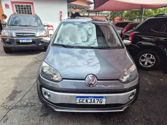 VOLKSWAGEN CROSS UP 1.0 MPI 12V FLEX 4P MANUAL VOLKSWAGEN CROSS UP 1.0 MPI 12V FLEX 4P MANUAL