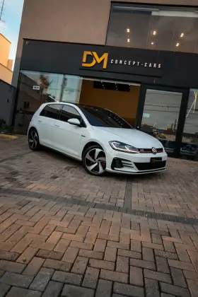 VOLKSWAGEN GOLF 2.0 350 TSI GASOLINA GTI DSG VOLKSWAGEN GOLF 2.0 350 TSI GASOLINA GTI DSG
