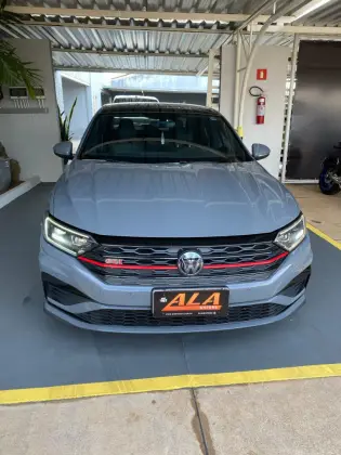 VOLKSWAGEN JETTA 2.0 350 TSI GASOLINA GLI DSG