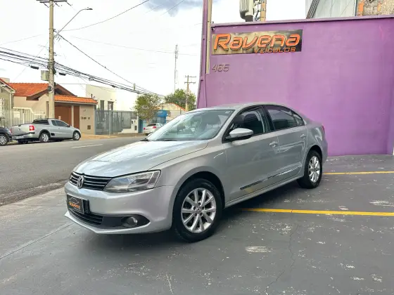 VOLKSWAGEN JETTA 2.0 COMFORTLINE FLEX 4P TIPTRONIC VOLKSWAGEN JETTA 2.0 COMFORTLINE FLEX 4P TIPTRONIC