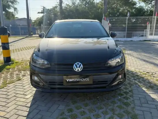VOLKSWAGEN-POLO-2020