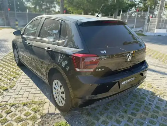 VOLKSWAGEN-POLO-2020