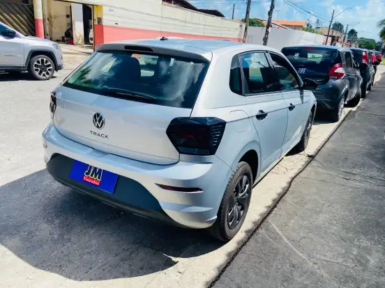 VOLKSWAGEN-POLO-2024