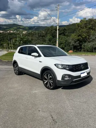 VOLKSWAGEN T-CROSS 1.0 200 TSI TOTAL FLEX COMFORTLINE AUTOMÁTICO VOLKSWAGEN T-CROSS 1.0 200 TSI TOTAL FLEX COMFORTLINE AUTOMÁTICO