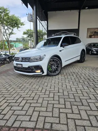 VOLKSWAGEN TIGUAN 2.0 350 TSI GASOLINA ALLSPACE R-LINE 4MOTION DSG VOLKSWAGEN TIGUAN 2.0 350 TSI GASOLINA ALLSPACE R-LINE 4MOTION DSG