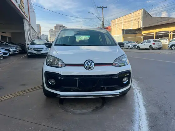 VOLKSWAGEN UP 1.0 170 TSI TOTAL FLEX XTREME 4P MANUAL