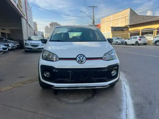 VOLKSWAGEN-UP-2019