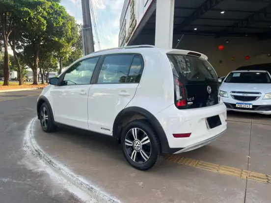 VOLKSWAGEN-UP-2019