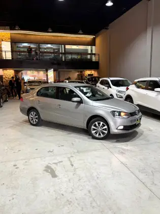 VOLKSWAGEN VOYAGE 1.6 MI 8V FLEX 4P MANUAL