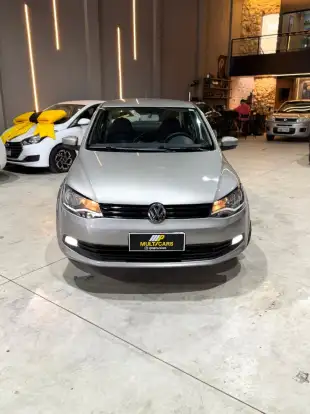 VOLKSWAGEN-VOYAGE-2014