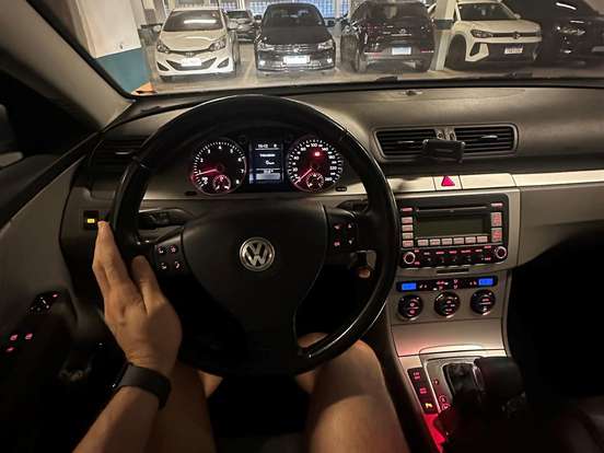 VOLKSWAGEN-PASSAT-2.0 FSI COMFORTLINE VARIANT 16V TURBO GASOLINA 4P TIPTRONIC VOLKSWAGEN-PASSAT-2008
