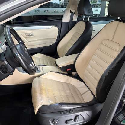 VOLKSWAGEN-PASSAT-2010