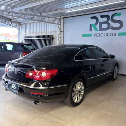 VOLKSWAGEN-PASSAT-2010