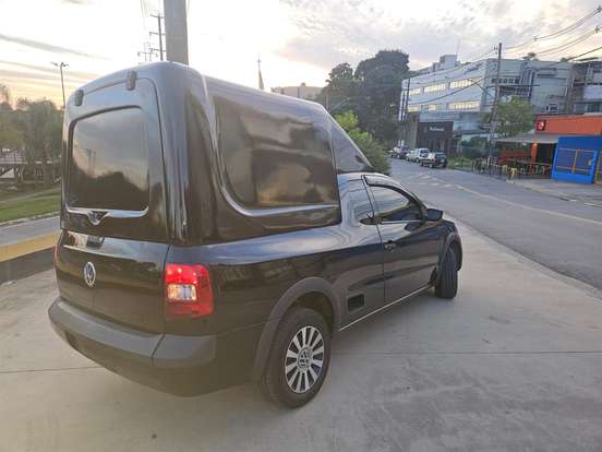 VOLKSWAGEN-SAVEIRO-2011
