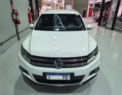 VOLKSWAGEN TIGUAN 2.0 TSI 16V TURBO GASOLINA 4P TIPTRONIC VOLKSWAGEN TIGUAN 2.0 TSI 16V TURBO GASOLINA 4P TIPTRONIC