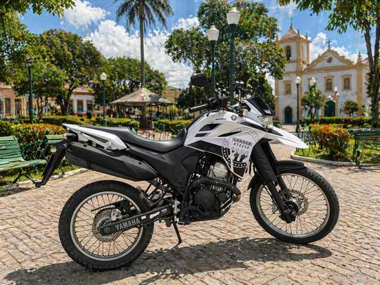YAMAHA-XTZ 250 LANDER-2022