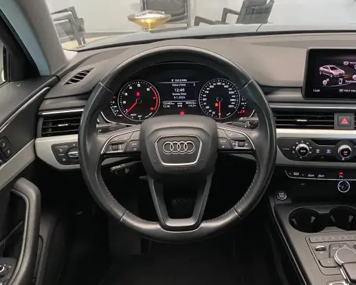 AUDI-A4-2.0 TFSI GASOLINA PRESTIGE S TRONIC AUDI-A4-2019